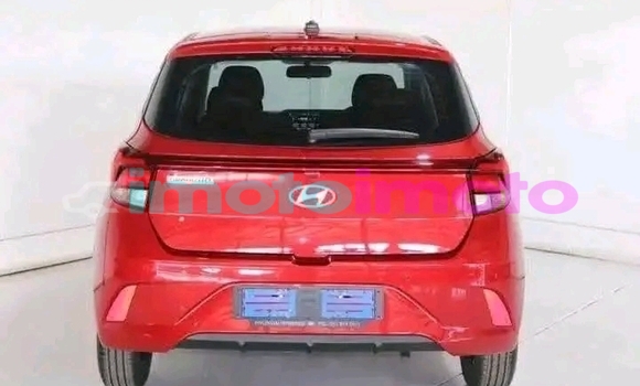Buy Used Hyundai i10 Red Car in Boksburg in Gauteng Buy Used Hyundai i10 Red Car in Boksburg in Gauteng