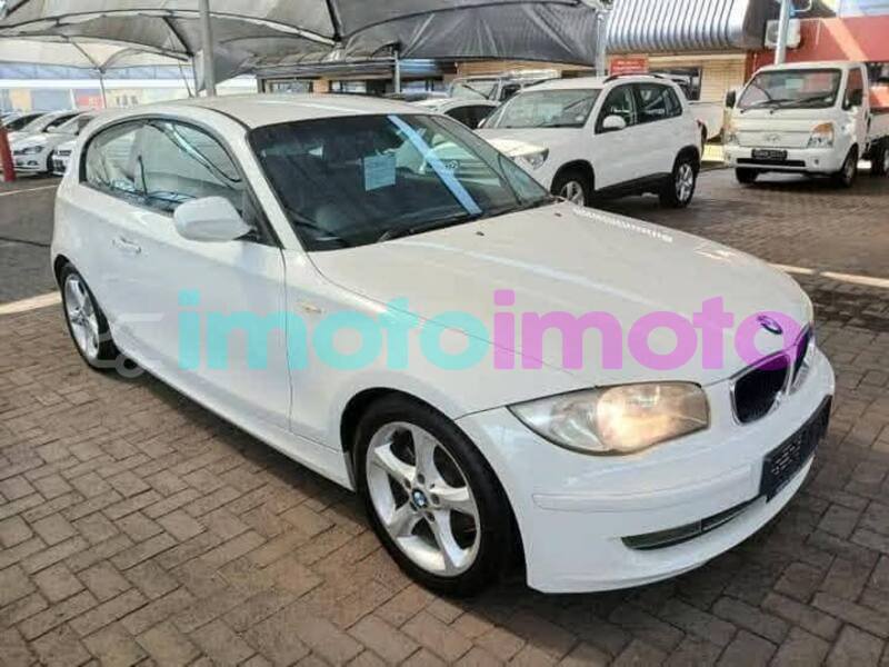 Buy used bmw 2000 c/cs white car in johannesburg in gauteng - imotoimoto