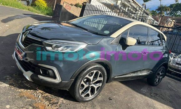 Buy Used Renault Captur Blue Car in Alberton in Gauteng Buy Used Renault Captur Blue Car in Alberton in Gauteng