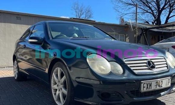 Buy Used Mercedes Viano Black Car in Vereeniging in Gauteng Buy Used Mercedes Viano Black Car in Vereeniging in Gauteng